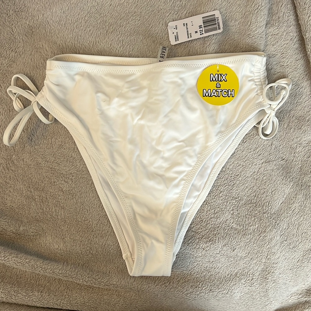 Bikini bottoms